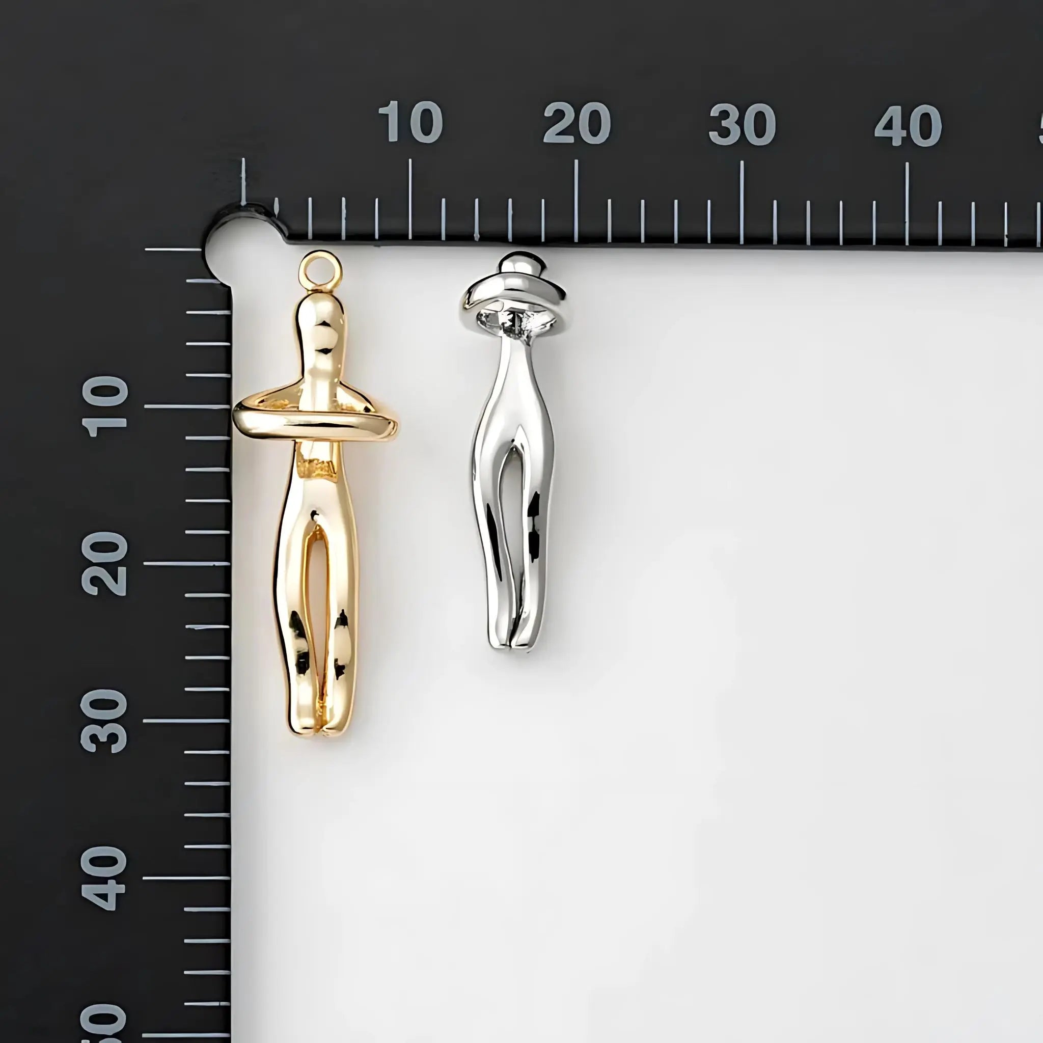 Infinity Hug Pendant
